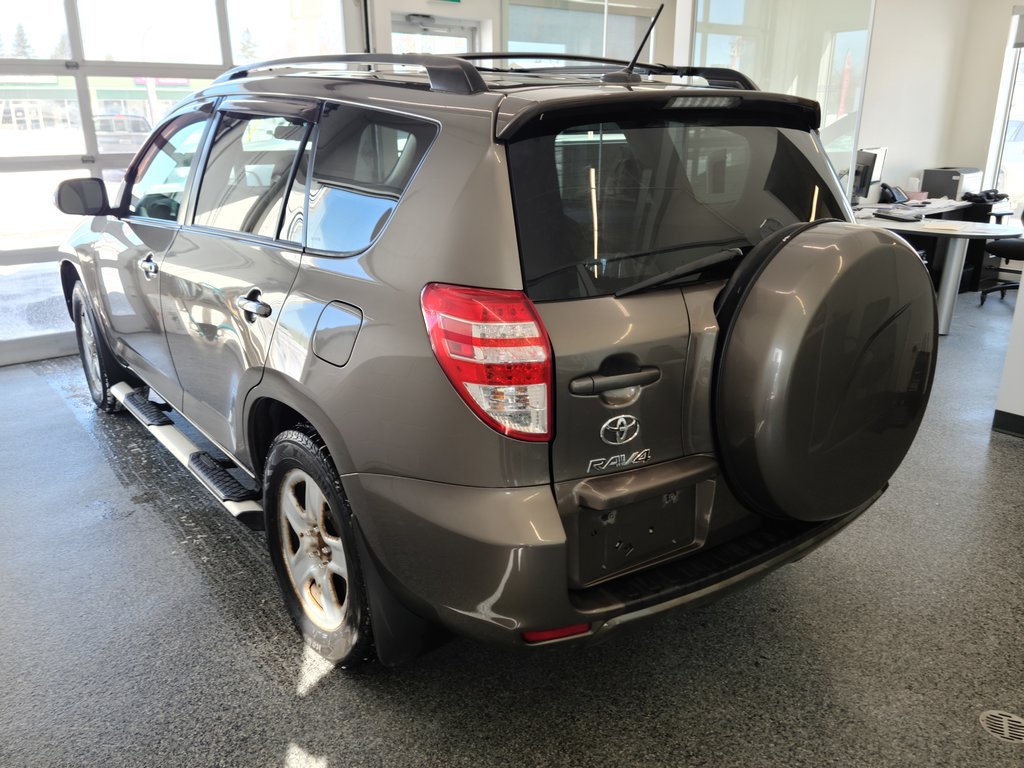 2012 Toyota RAV4 Base in Magog, Quebec - 5 - w1024h768px