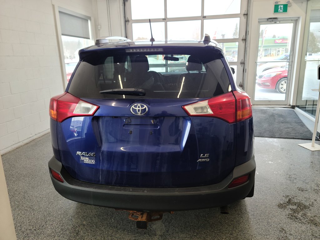 Toyota RAV4 LE AWD, A/C, 2014 à Magog, Québec - 4 - w1024h768px