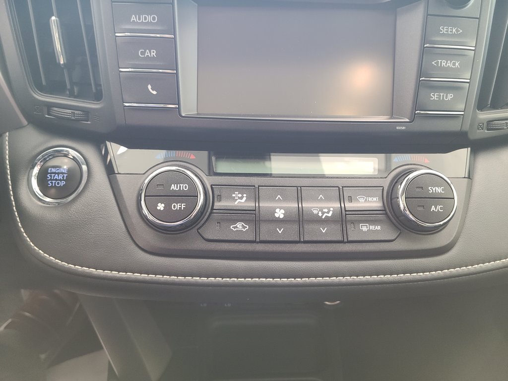 2018  RAV4 XLE AWD in Magog, Quebec - 19 - w1024h768px