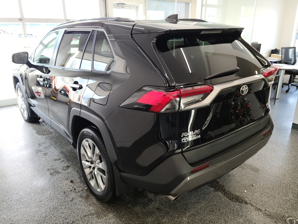 2019  RAV4 Limited AWD, CUIR, MAGS, TOIT, in Magog, Quebec - 5 - w1024h768px