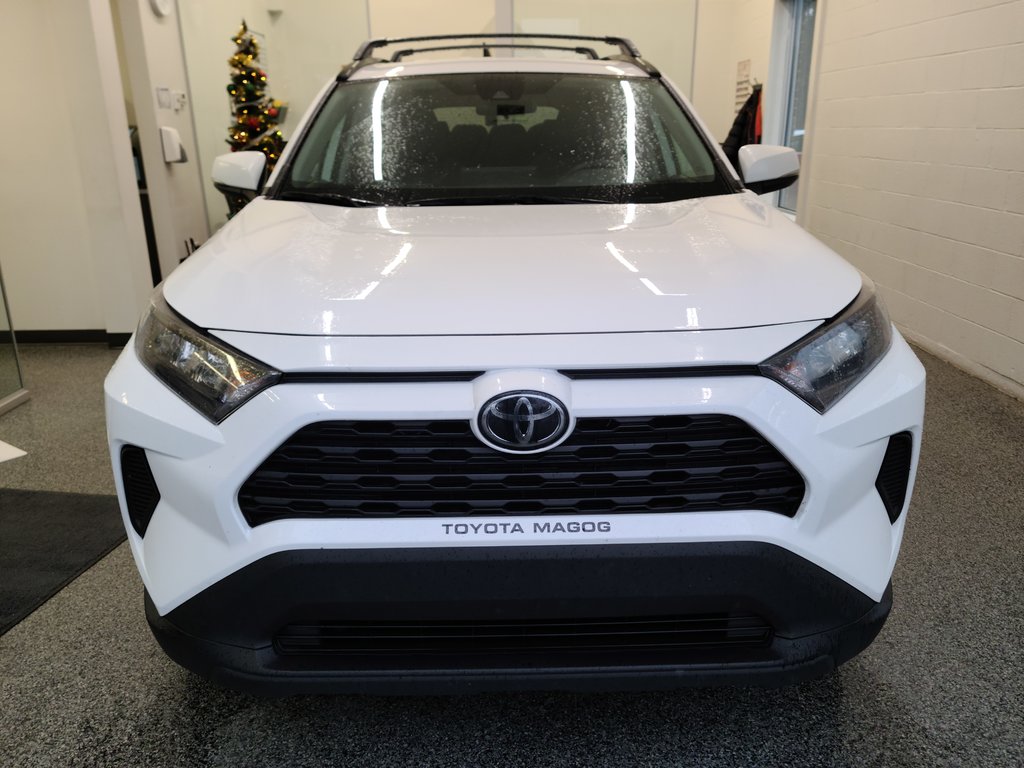 2019  RAV4 LE AWD, in Magog, Quebec - 6 - w1024h768px