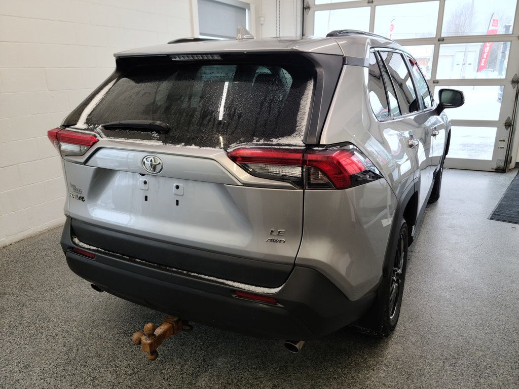 2020 Toyota RAV4 LE AWD in Magog, Quebec - 3 - w1024h768px