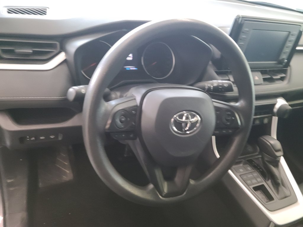 RAV4 LE AWD 2021 à Magog, Québec - 13 - w1024h768px