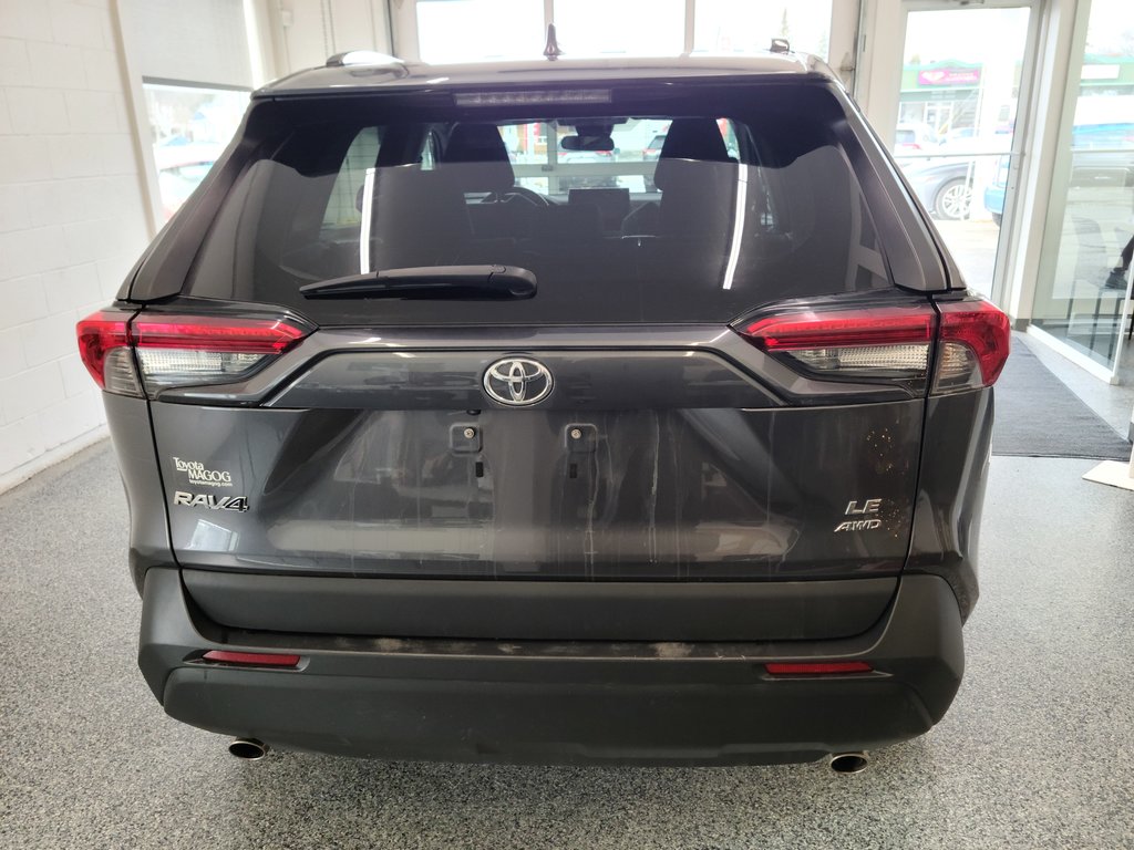 RAV4 LE AWD 2021 à Magog, Québec - 4 - w1024h768px