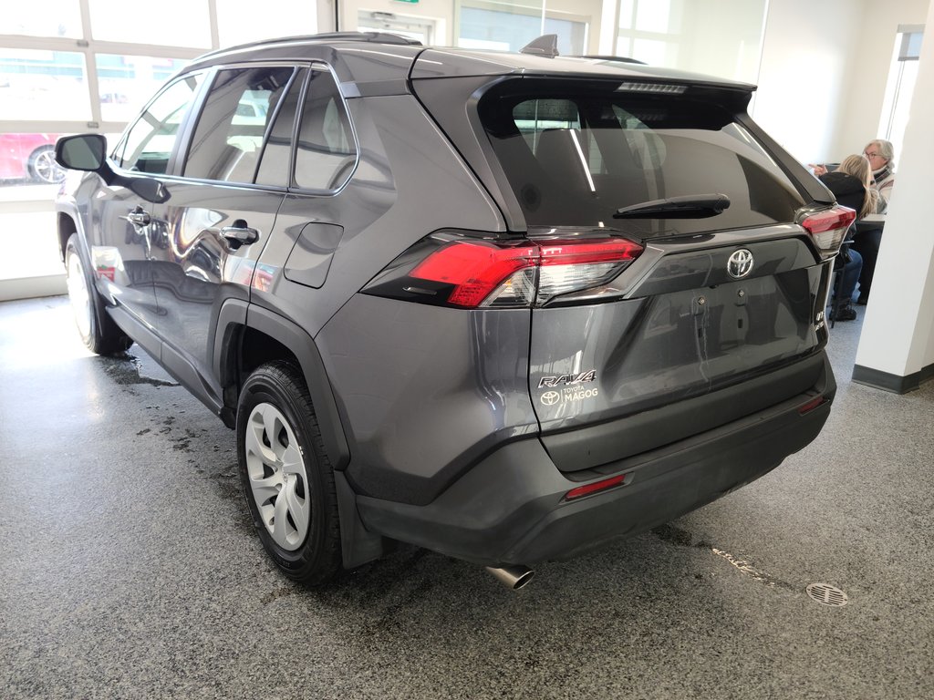 2021 Toyota RAV4 LE AWD in Magog, Quebec - 5 - w1024h768px