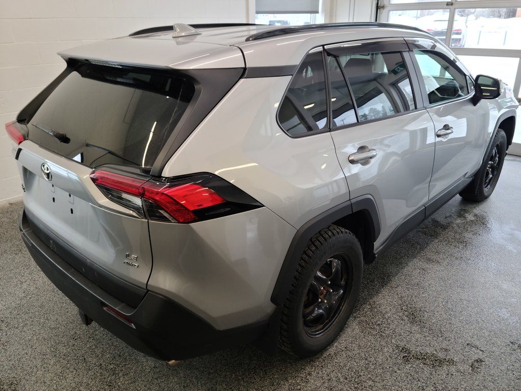 2021 Toyota RAV4 LE AWD in Magog, Quebec - 3 - w1024h768px