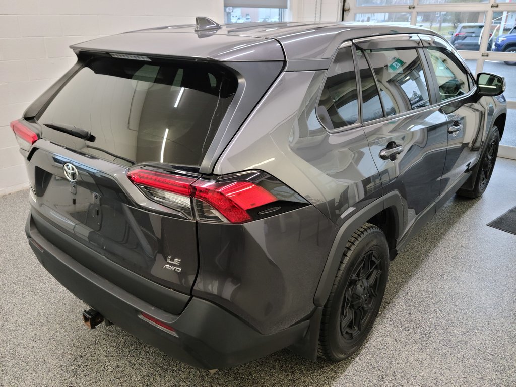 RAV4 LE AWD 2022 à Magog, Québec - 3 - w1024h768px