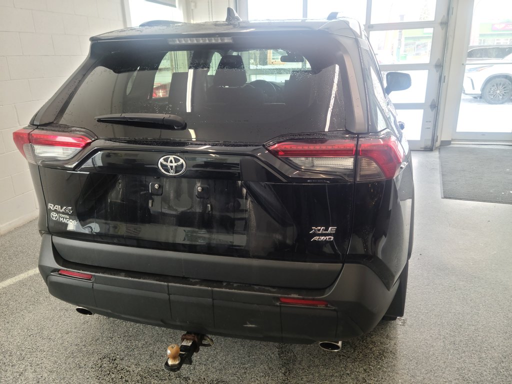 RAV4 XLE AWD 2022 à Magog, Québec - 4 - w1024h768px