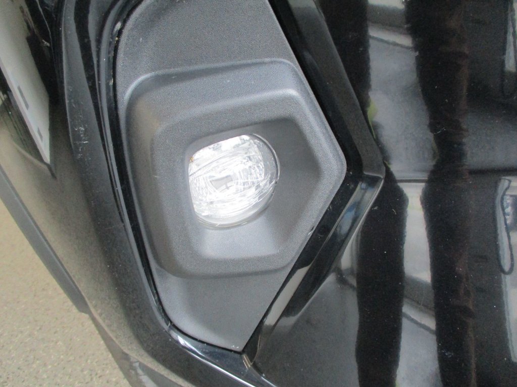 2022 Toyota RAV4 XLE in Magog, Quebec - 4 - w1024h768px