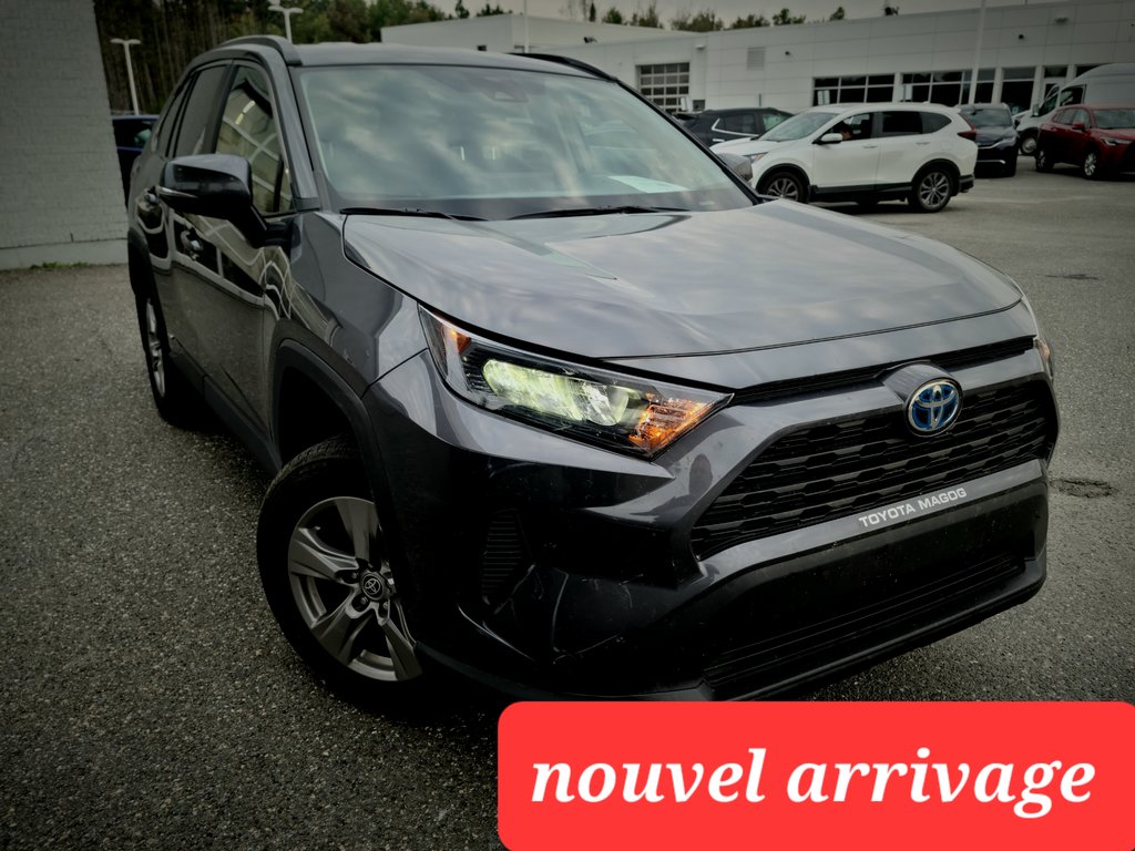 2023  RAV4 LE AWD, GARANTIE JUSQU EN 2027, in Magog, Quebec - 1 - w1024h768px