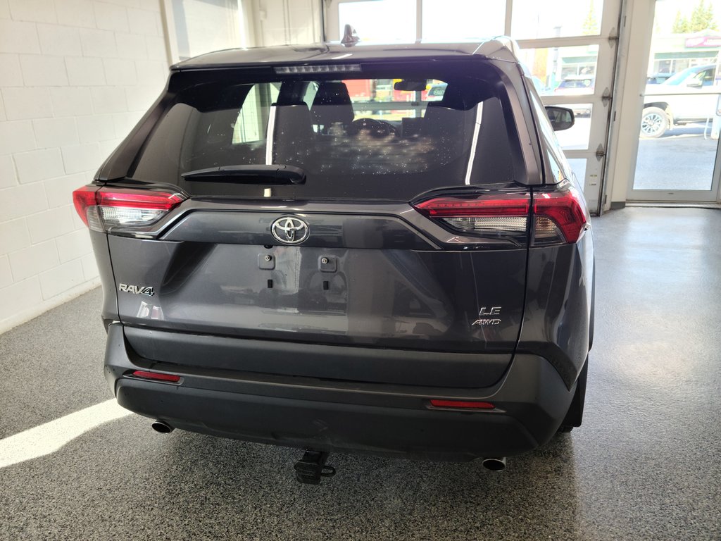 2023  RAV4 LE AWD, A/C, in Magog, Quebec - 4 - w1024h768px