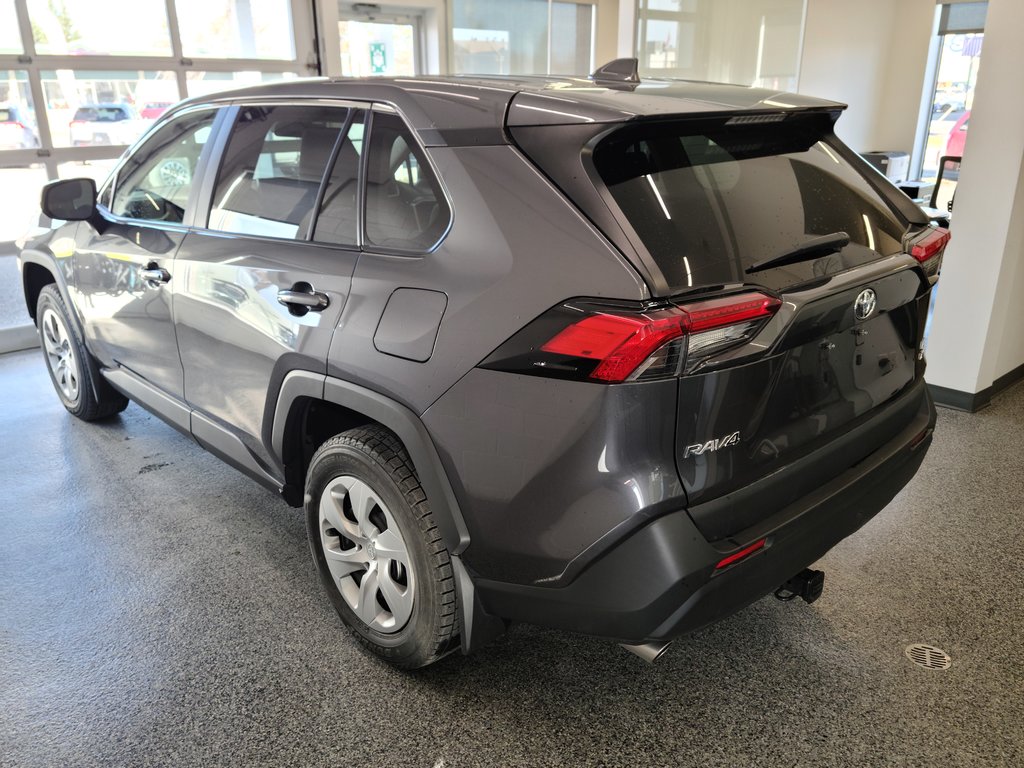 2023  RAV4 LE AWD, A/C, in Magog, Quebec - 5 - w1024h768px