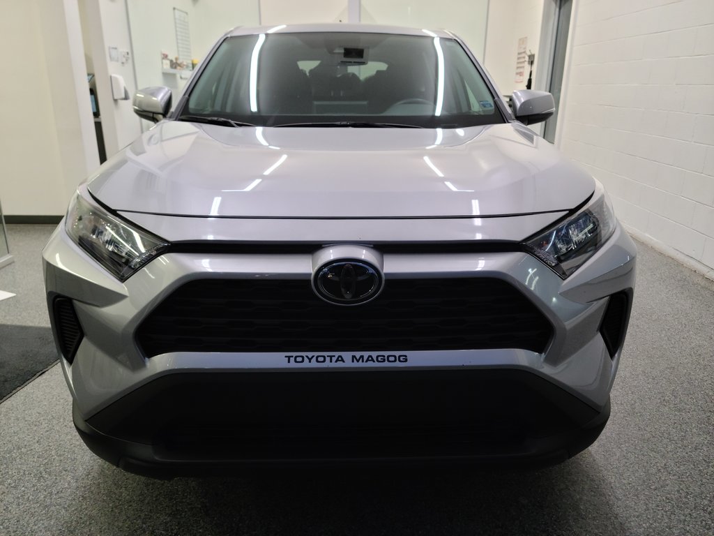 RAV4 LE AWD 2023 à Magog, Québec - 6 - w1024h768px