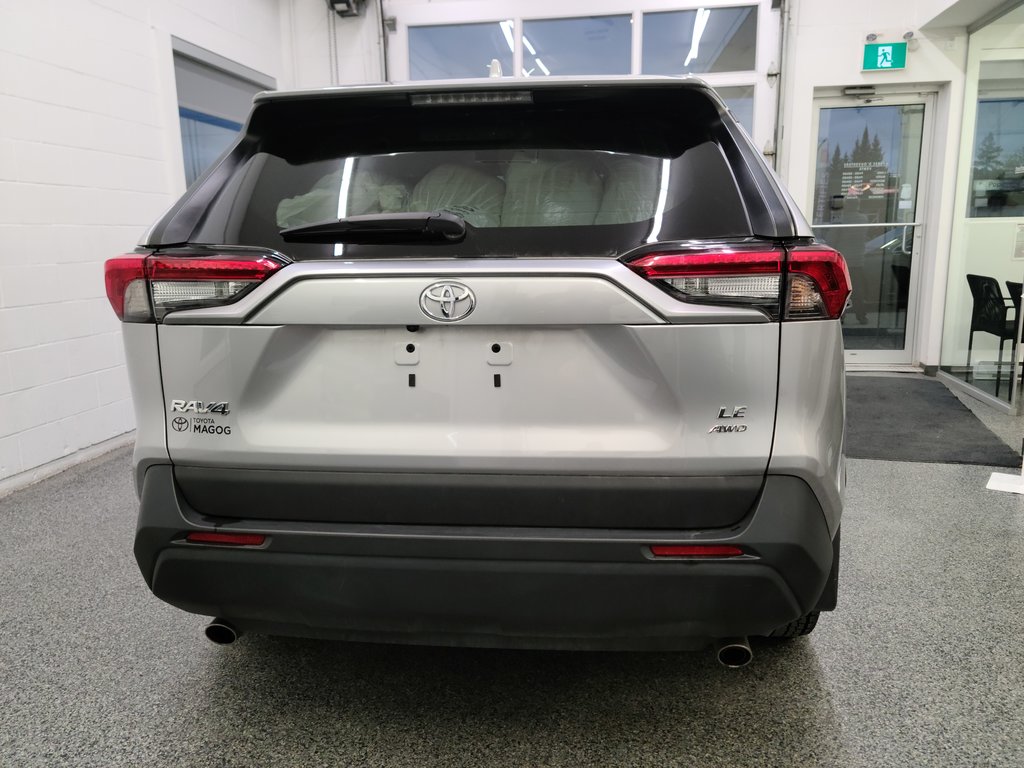 RAV4 LE AWD 2023 à Magog, Québec - 4 - w1024h768px