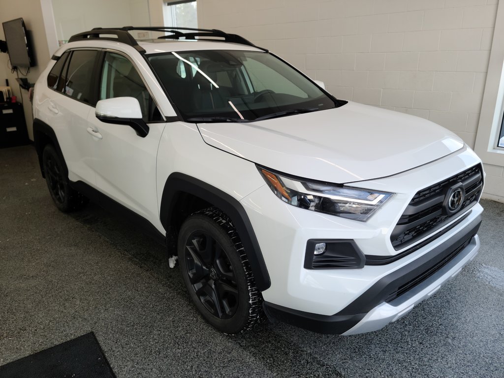 2023 Toyota RAV4 TRAIL AWD, CUIR, TOIT, in Magog, Quebec - 1 - w1024h768px