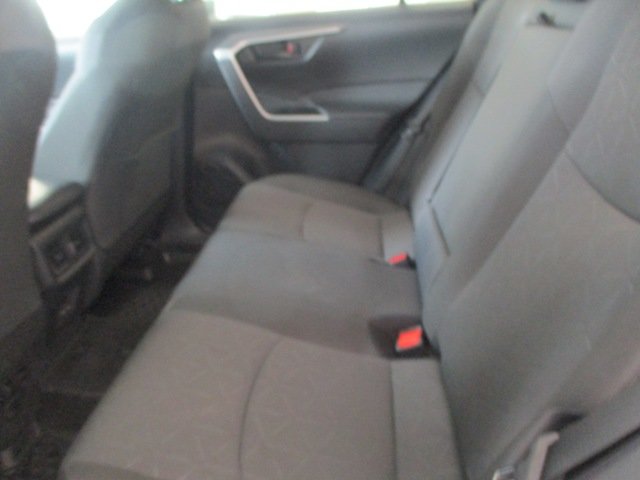 Toyota RAV4 LE 2024 à Magog, Québec - 16 - w1024h768px