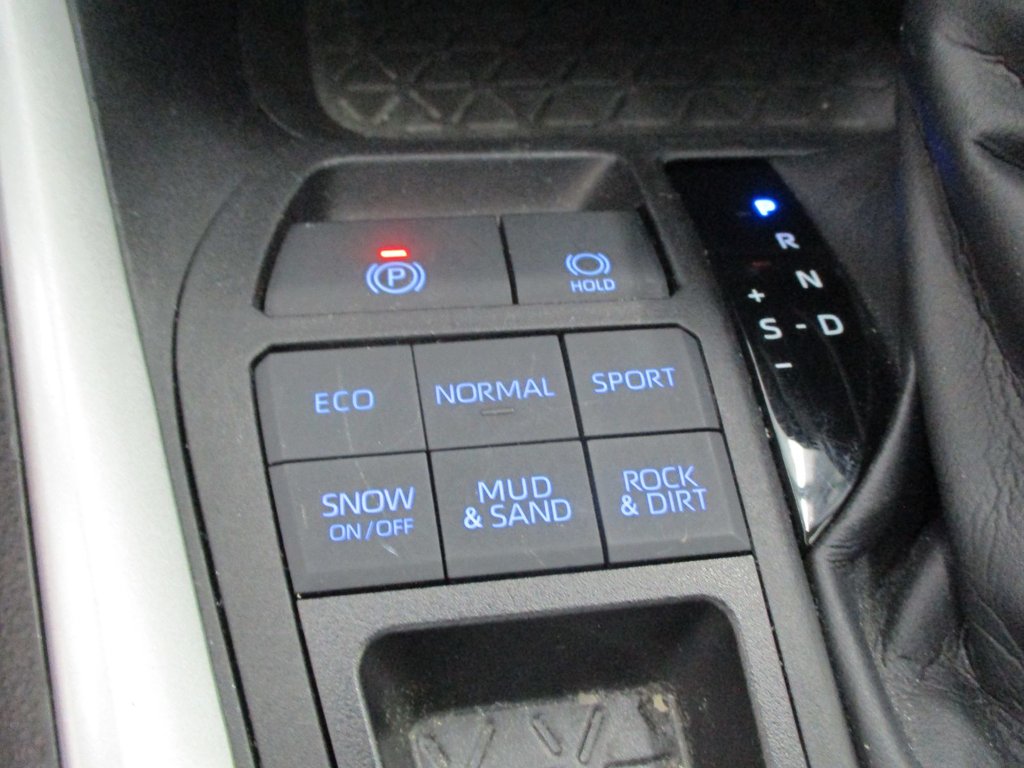 2024 Toyota RAV4 XLE in Magog, Quebec - 19 - w1024h768px