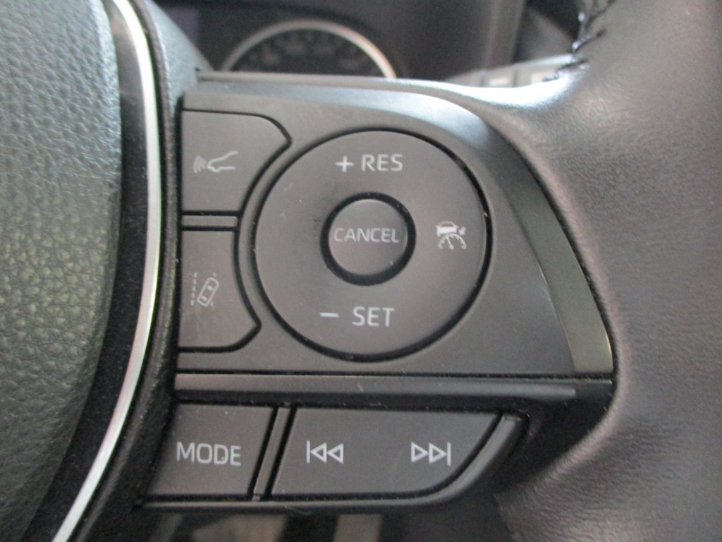 2024 Toyota RAV4 XLE in Magog, Quebec - 16 - w1024h768px