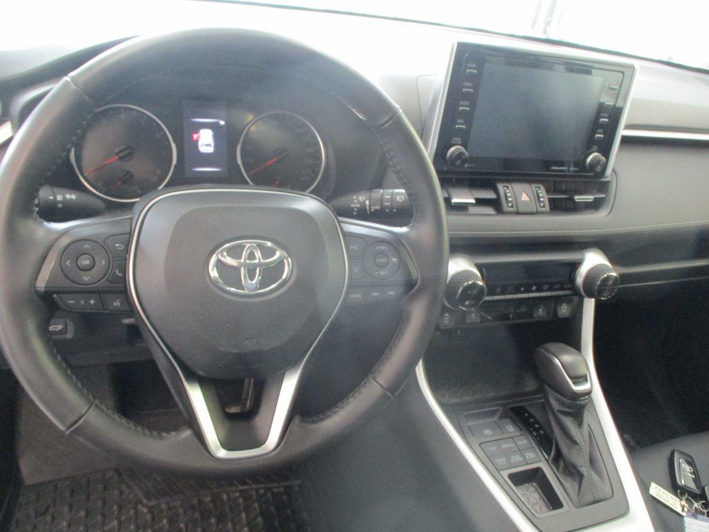 2024 Toyota RAV4 XLE in Magog, Quebec - 13 - w1024h768px