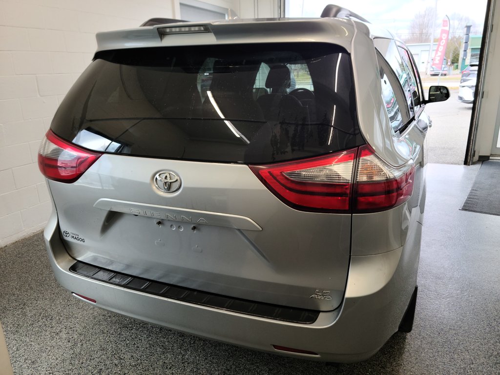 2020  Sienna LE AWD in Magog, Quebec - 4 - w1024h768px