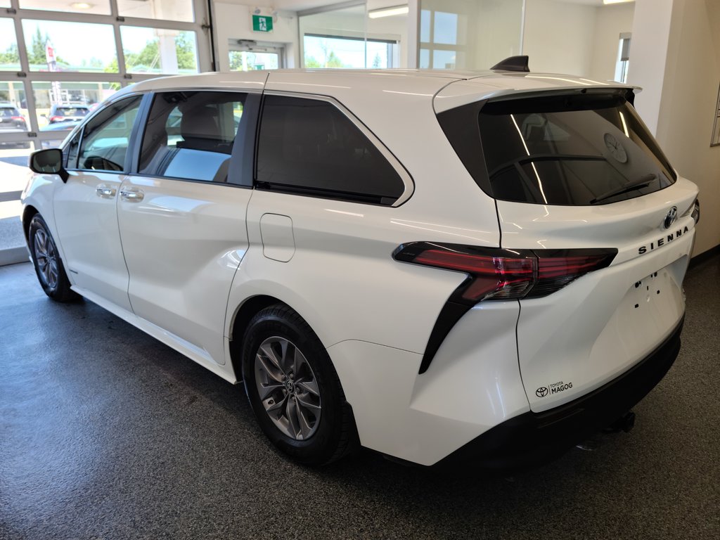 2021  Sienna Hybrid XLE 8-PASS, GARANTIE JUSQU EN 2026, in Magog, Quebec - 4 - w1024h768px