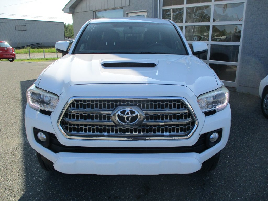 Toyota Tacoma TRD SPORT 4X4, 2017 à Magog, Québec - 7 - w1024h768px