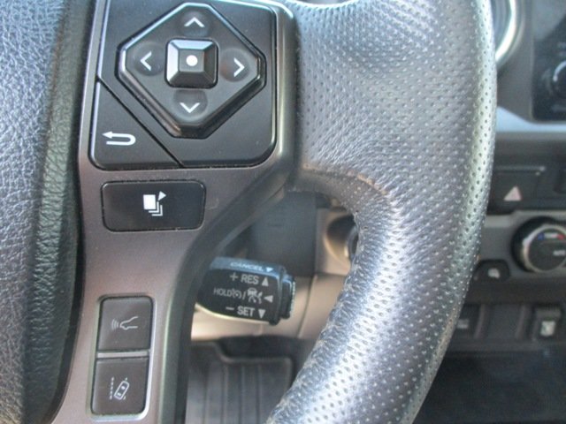 2019 Toyota Tacoma TRD SPORT PREMIUM in Magog, Quebec - 16 - w1024h768px