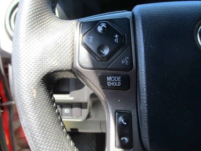 2019 Toyota Tacoma TRD SPORT PREMIUM in Magog, Quebec - 17 - w1024h768px