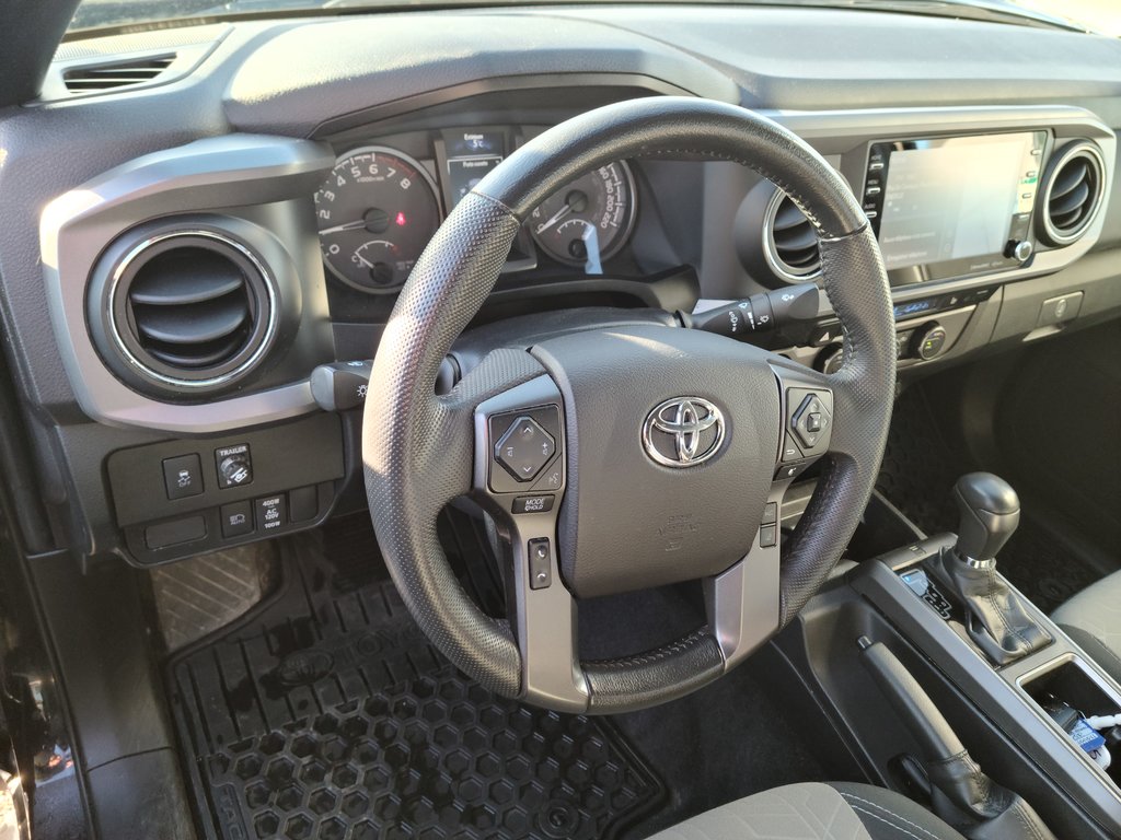 Tacoma TRD OFF ROAD ACCES CAB 4X4, 2021 à Magog, Québec - 11 - w1024h768px