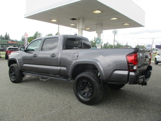 Tacoma SR5 DOUBLE CAB, 4X4 2022 à Magog, Québec - 4 - w1024h768px