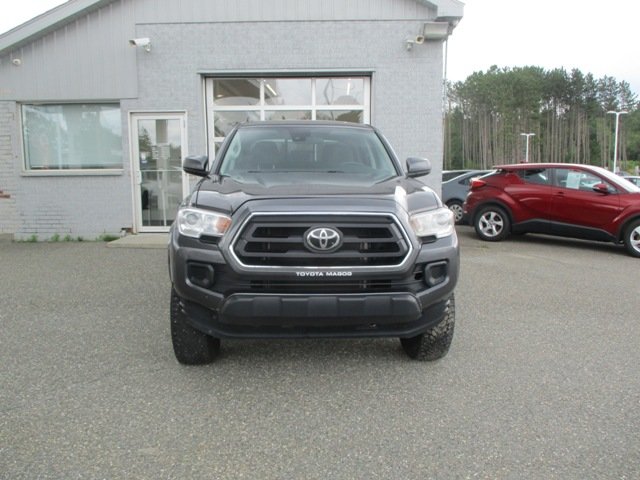 Tacoma SR5 DOUBLE CAB, 4X4 2022 à Magog, Québec - 2 - w1024h768px