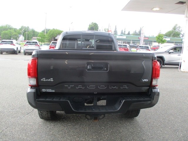 Tacoma SR5 DOUBLE CAB, 4X4 2022 à Magog, Québec - 5 - w1024h768px