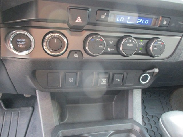 Toyota Tacoma  2022 à Magog, Québec - 13 - w1024h768px