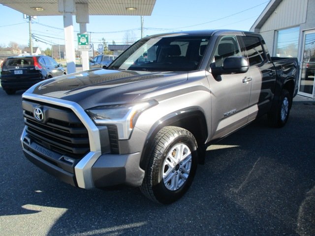 2022  Tundra SR5 CREWMAX 4X4, in Magog, Quebec - 6 - w1024h768px