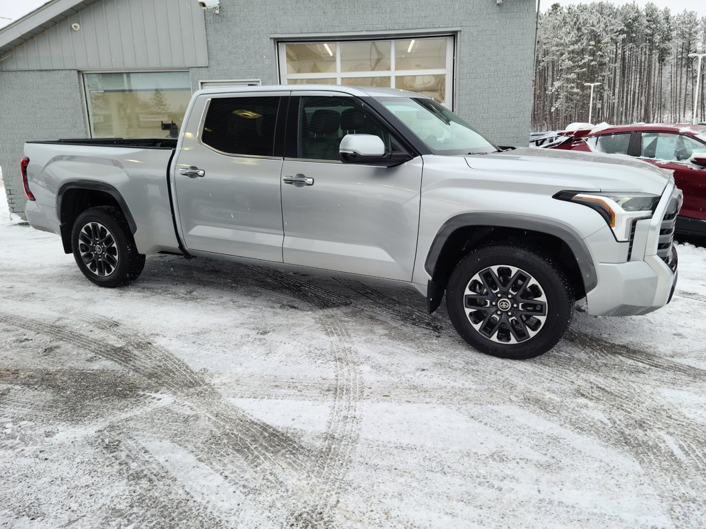 Tundra Limited CREW MAX 4X4 2022 à Magog, Québec - 3 - w1024h768px