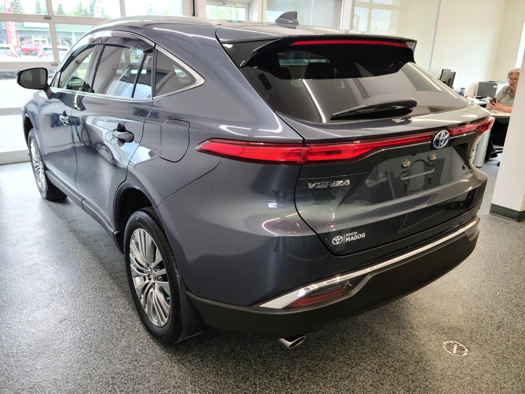 VENZA HYBRID XLE AWD, 2022 à Magog, Québec - 5 - w1024h768px