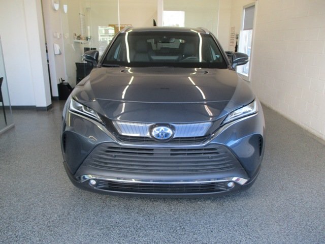 2024 Toyota Venza XLE AWD in Magog, Quebec - 7 - w1024h768px