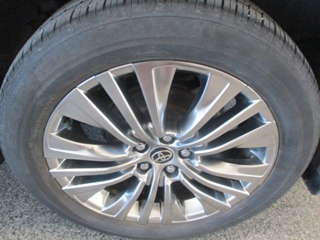 2024 Toyota Venza XLE AWD in Magog, Quebec - 19 - w1024h768px