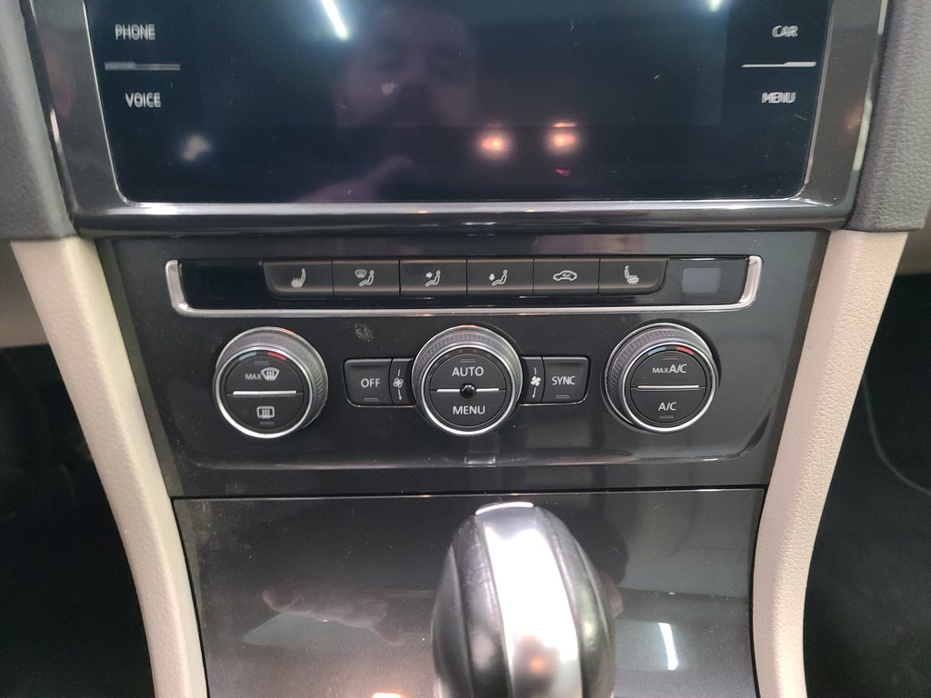 2019  Golf COMFORTLINE, AUTOMATIQUE, in Magog, Quebec - 14 - w1024h768px