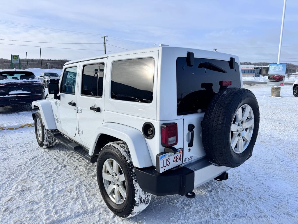 2015 Jeep Wrangler Unlimited Sahara in Grand Falls, New Brunswick - 6 - w1024h768px