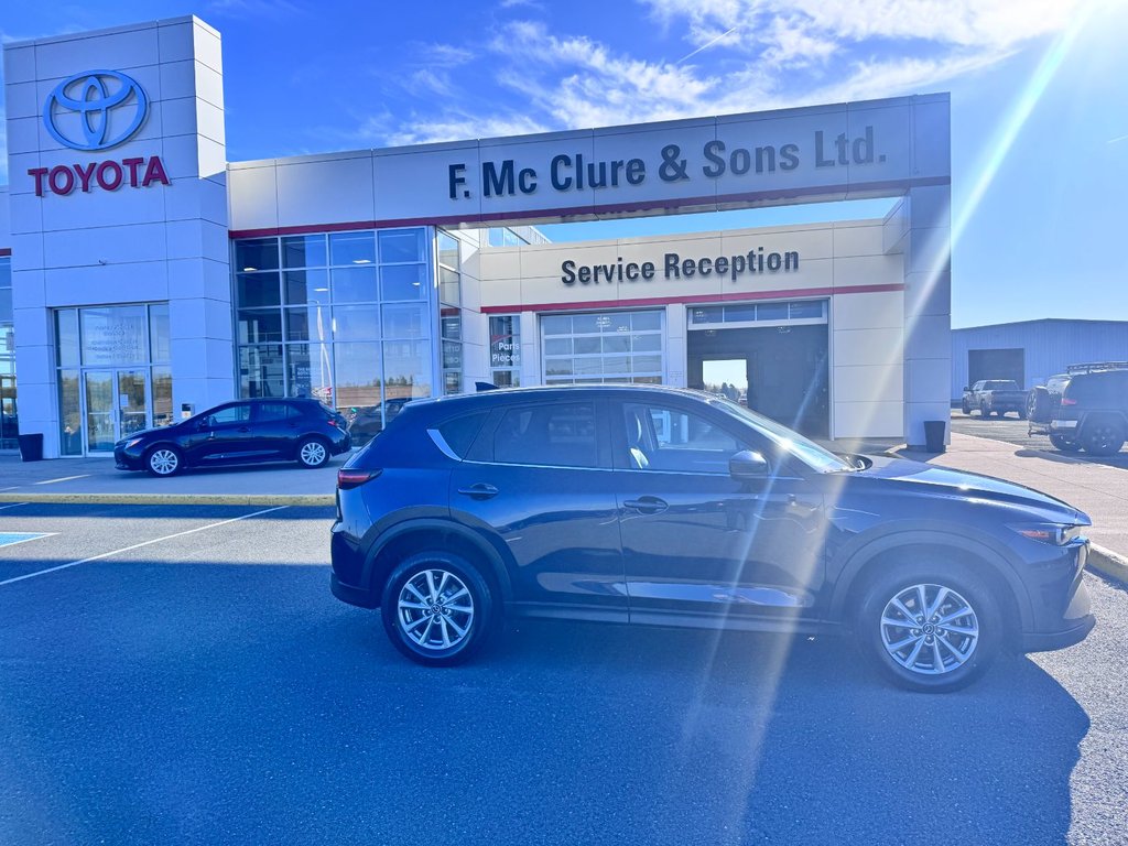 2022 Mazda CX-5 GS in Grand Falls, New Brunswick - 2 - w1024h768px