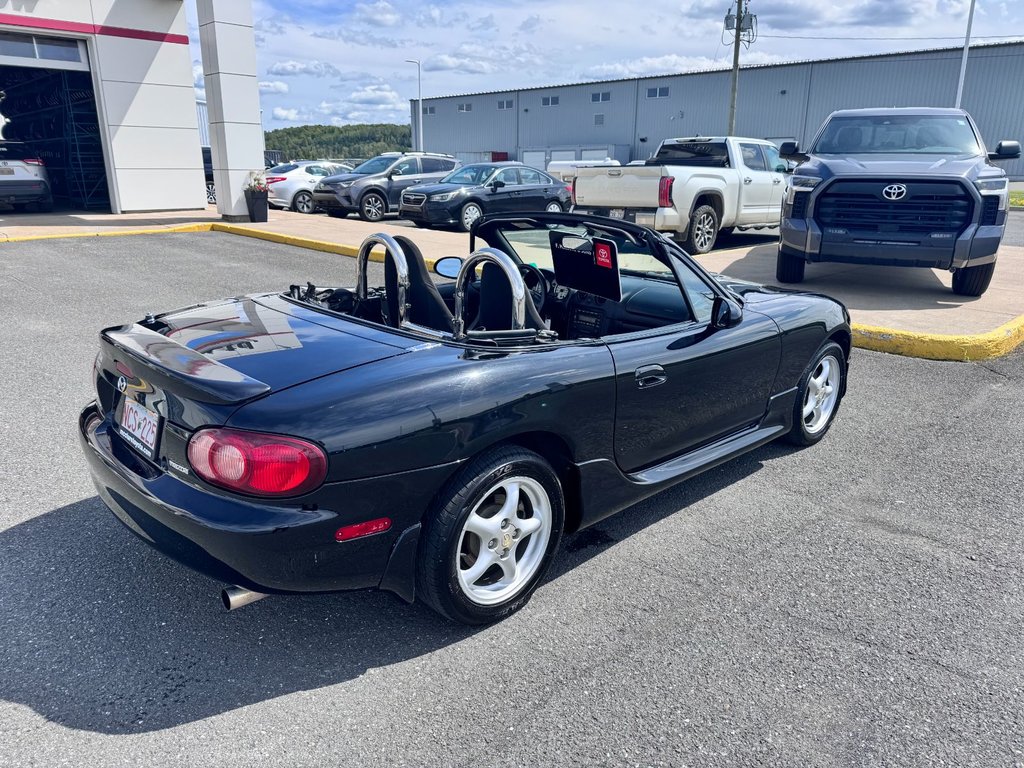 Mazda MX-5 Miata  2003 à Grand-Sault, Nouveau-Brunswick - 10 - w1024h768px