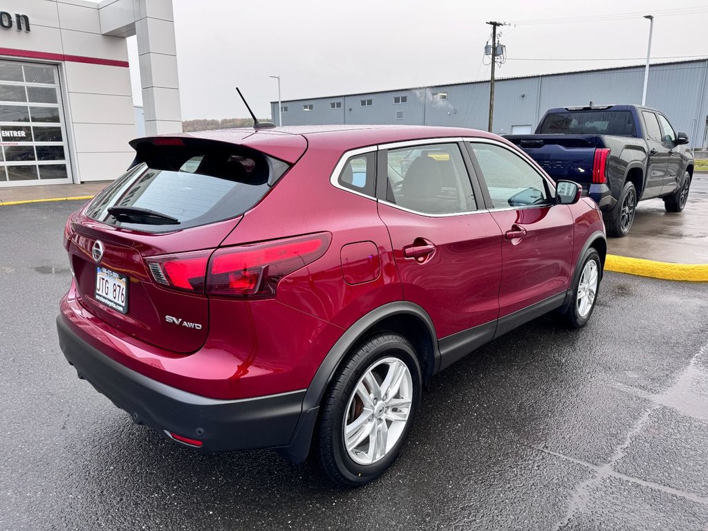 2019  Qashqai SV AWD in Grand Falls, New Brunswick - 4 - w1024h768px