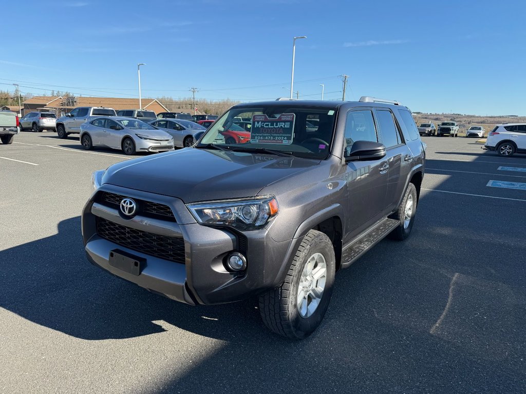 Toyota 4Runner SR5 2018 à Grand-Sault, Nouveau-Brunswick - 7 - w1024h768px