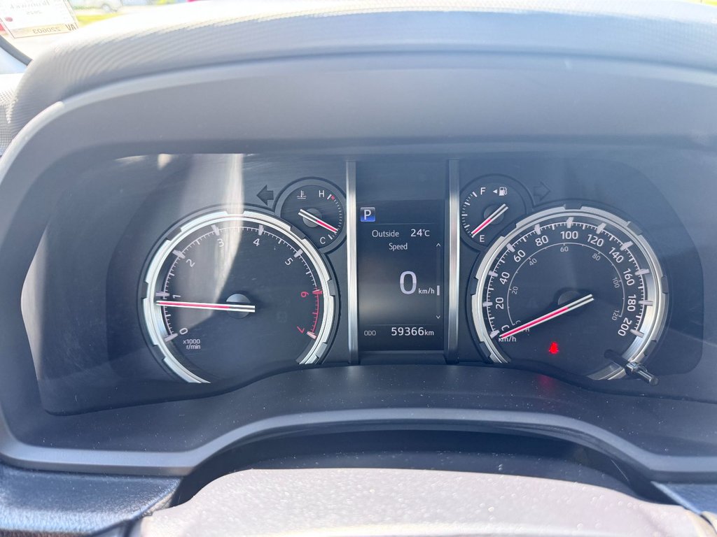 2021 Toyota 4Runner TRD OFF ROAD in Grand Falls, New Brunswick - 15 - w1024h768px