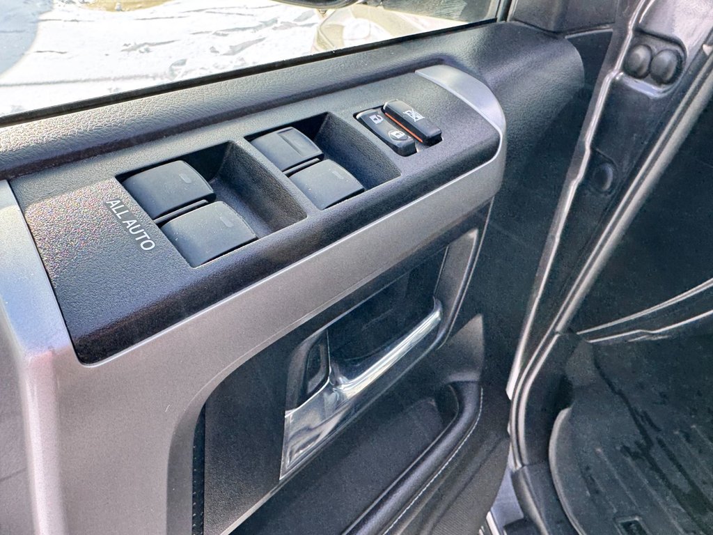 2021 Toyota 4Runner in Grand Falls, New Brunswick - 15 - w1024h768px