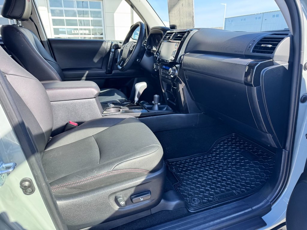 2022 Toyota 4Runner TRD OFF ROAD in Grand Falls, New Brunswick - 10 - w1024h768px
