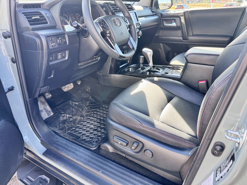 2022 Toyota 4Runner TRD OFF ROAD in Grand Falls, New Brunswick - 14 - w1024h768px
