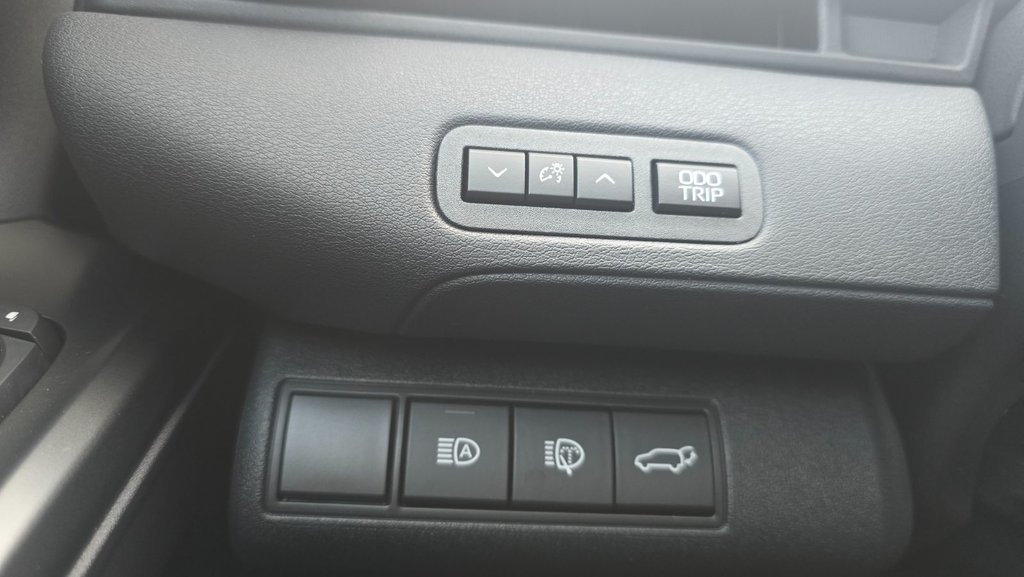 2026 Toyota bZ XLE AWD W/PREMIUM PAINT in Grand Falls, New Brunswick - 17 - w1024h768px