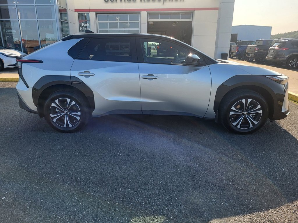 2025 Toyota BZ4X XLE in Grand Falls, New Brunswick - 4 - w1024h768px